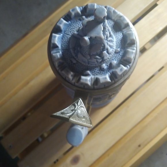 Avon Knights of the Realm Lidded Beer Stein, No Box Dated 1995 - Picture 5 of 5